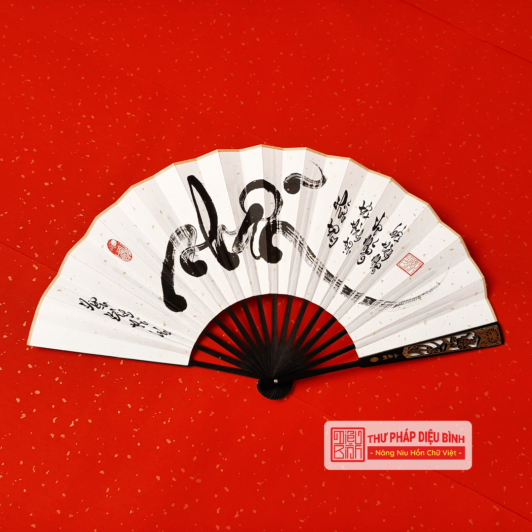 Quạt Cầm Tay Chữ Thư Pháp Việt - Thư Pháp Diệu Bình